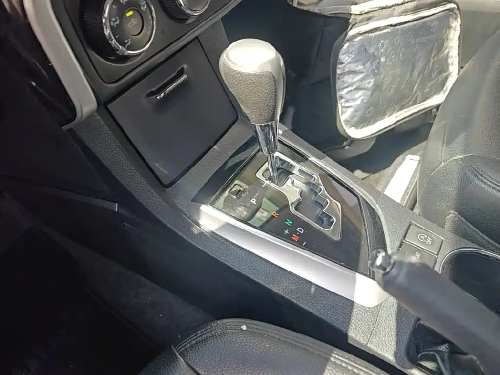 Toyota Corolla 2019 — фото 14