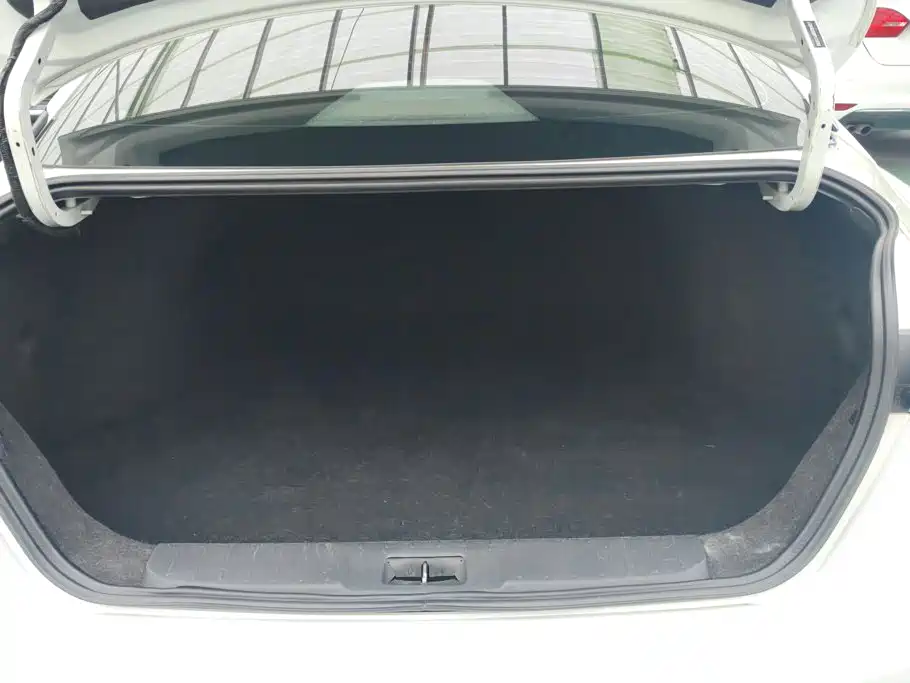 Nissan Sylphy 2023 — фото 4