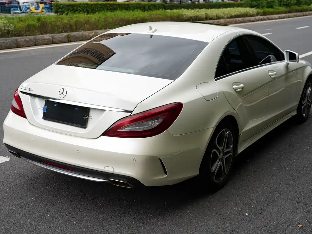 Mercedes-Benz CLS 2015 — фото 8