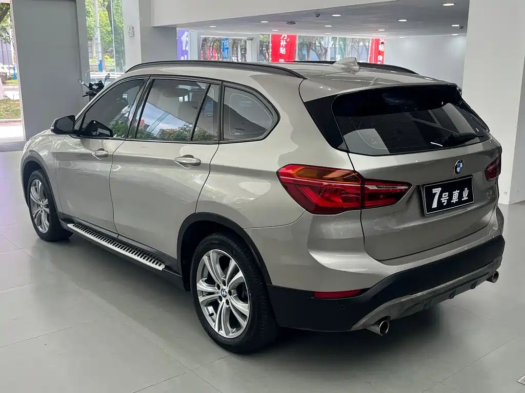 BMW X1 2019 — фото 6