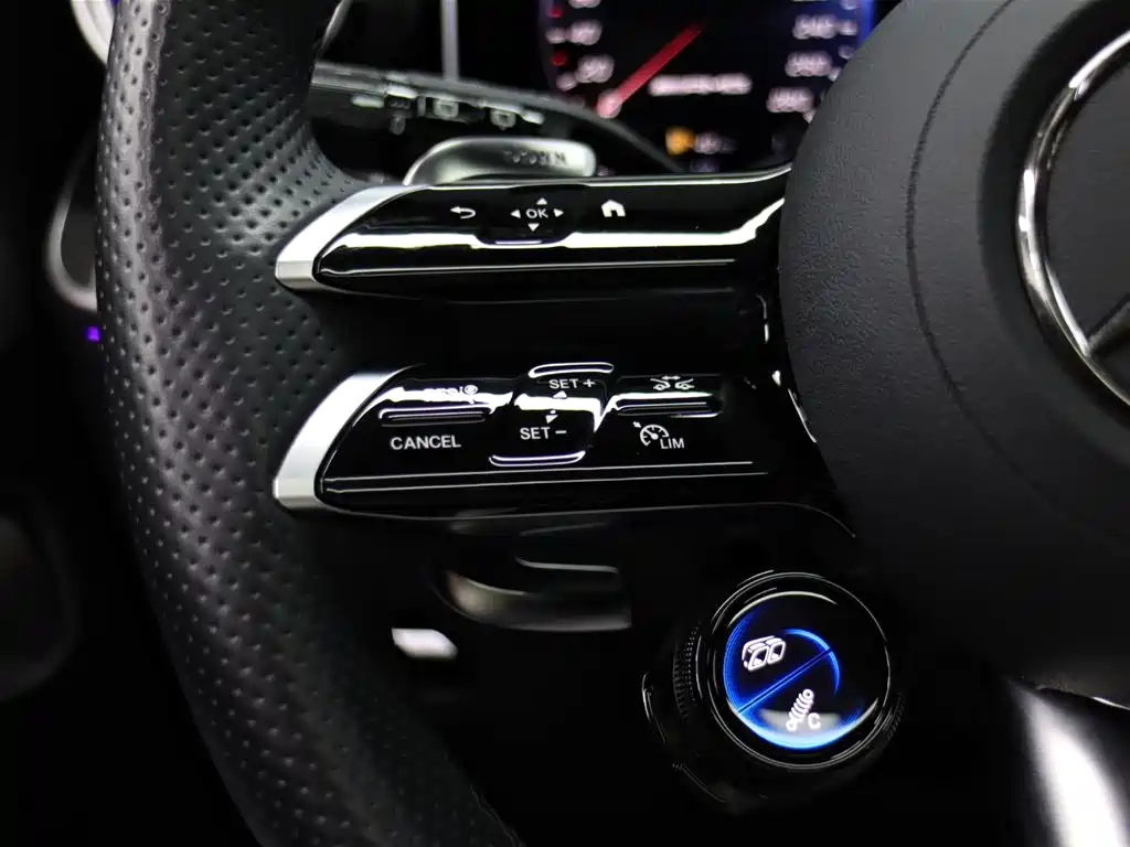 Mercedes-Benz GLC AMG 2024 — фото 26