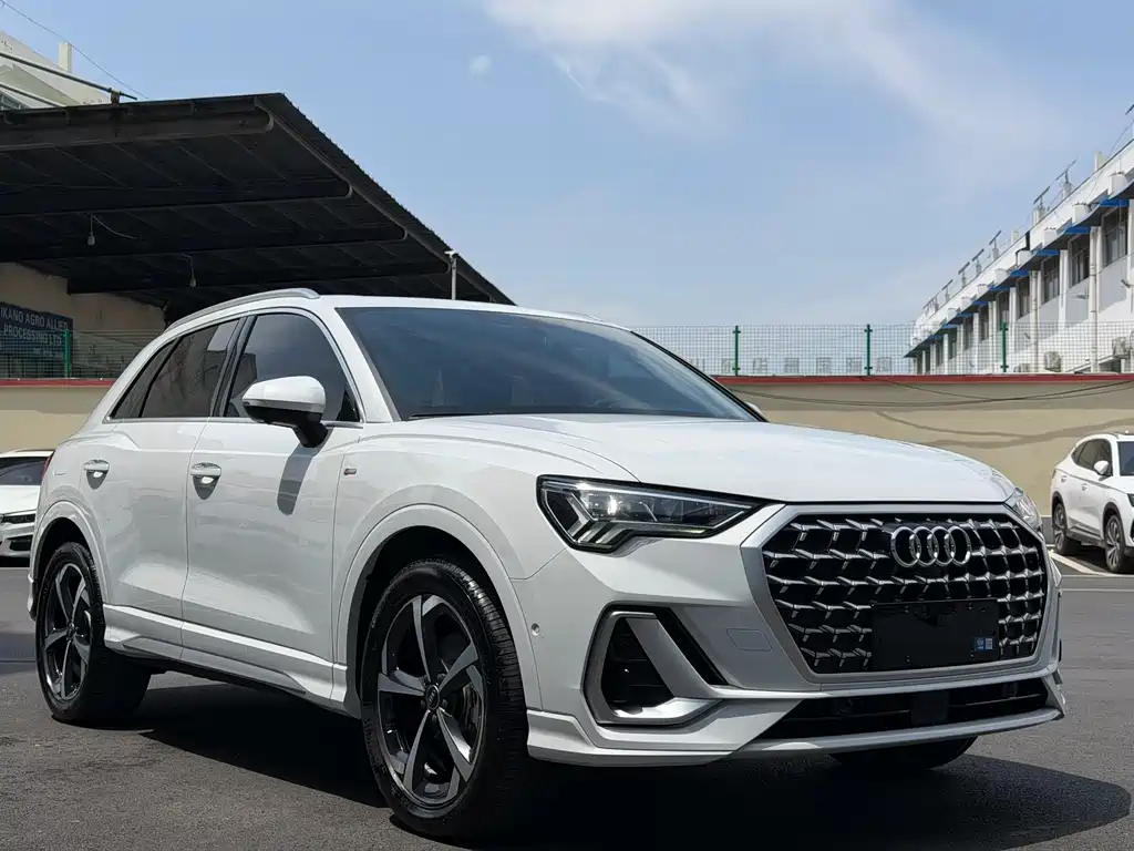 Audi Q3 2025