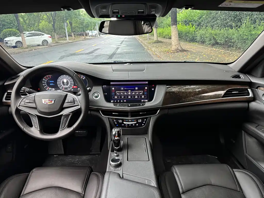 Cadillac CT6 2020 — фото 15