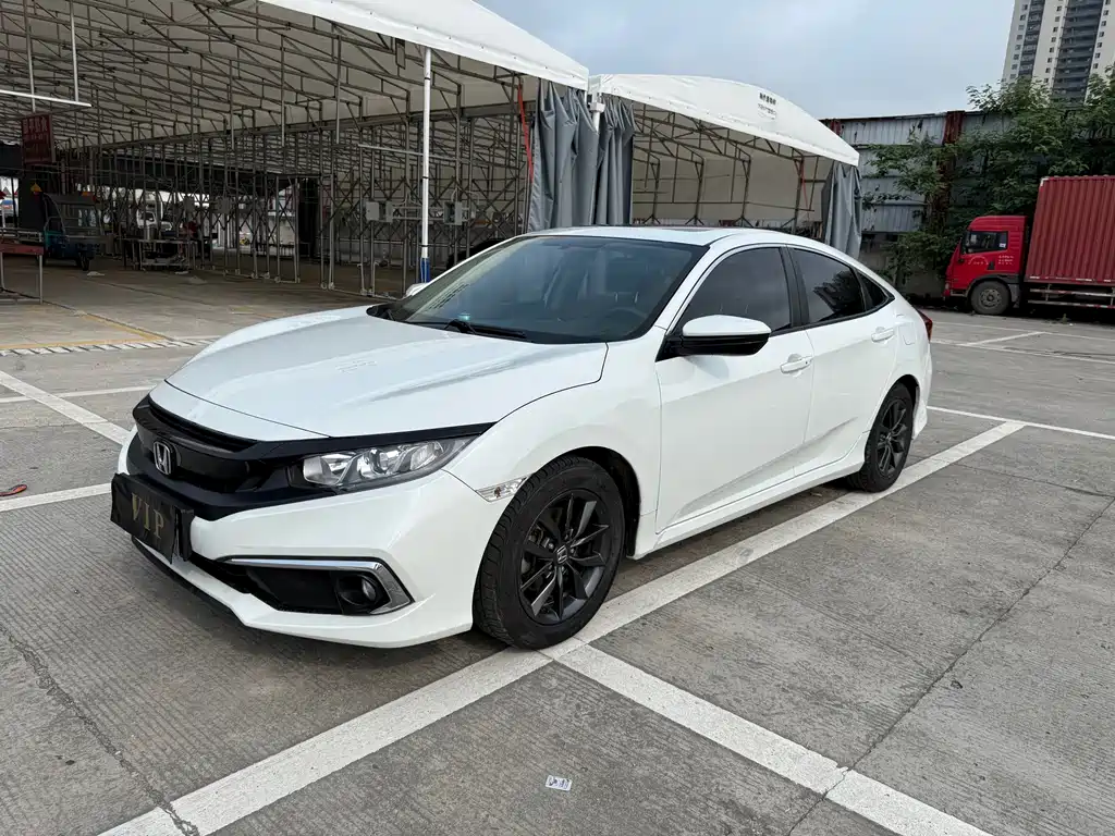 Honda Civic 2021 — фото 1