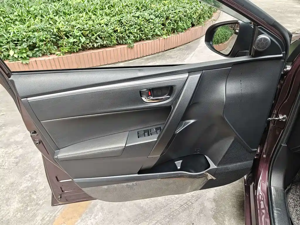 Toyota Levin 2016 — фото 25