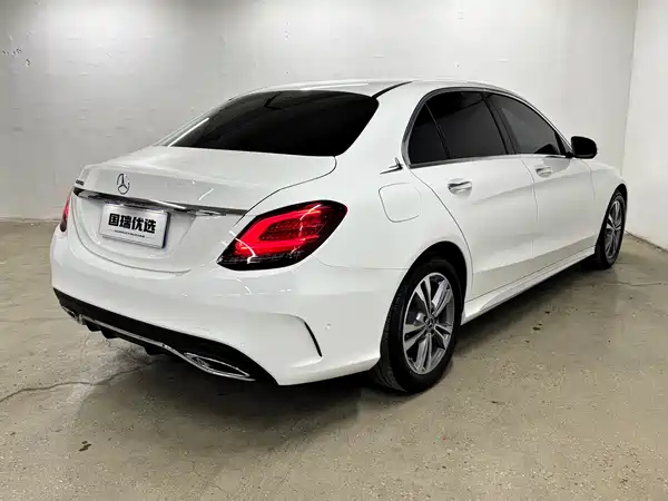 Mercedes-Benz C-Class 2020