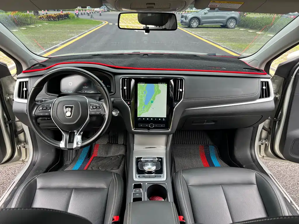 Roewe i6 New Energy 2019 — фото 10