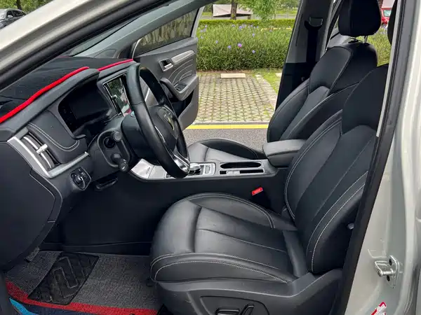 Roewe i6 New Energy 2019