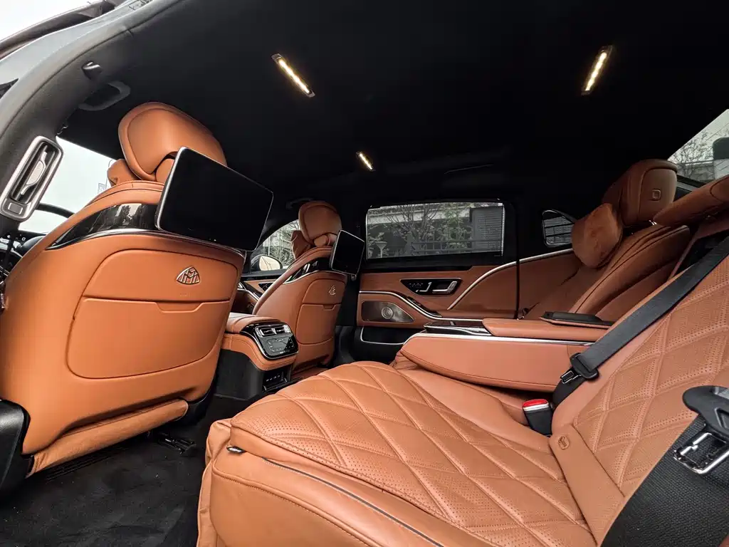 Mercedes-Benz S-Class 2023 — фото 12