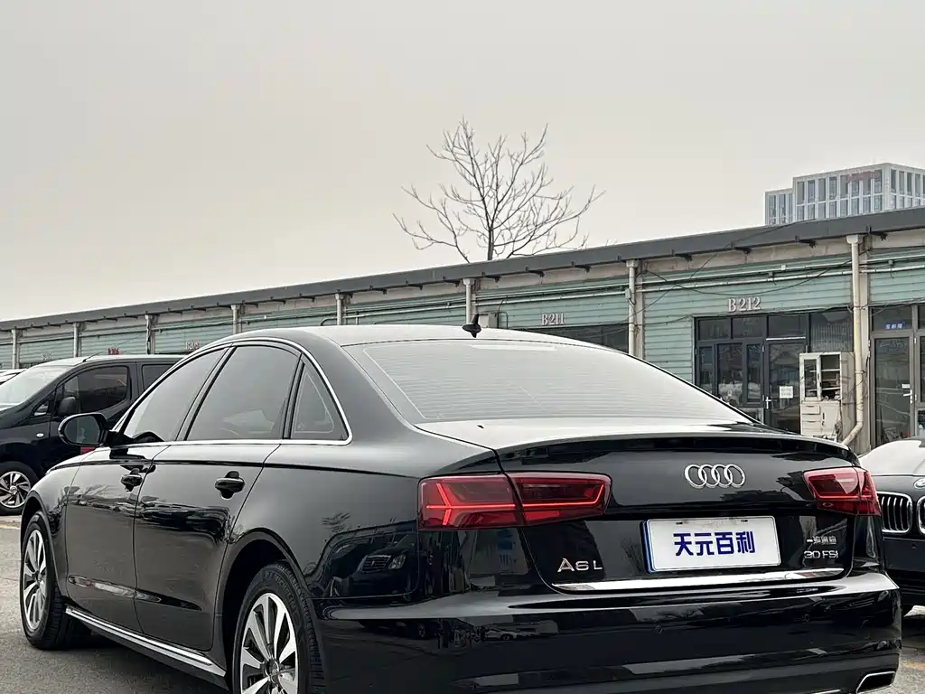 Audi A6L 2017 — фото 4