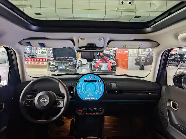 MINI MINI 2026