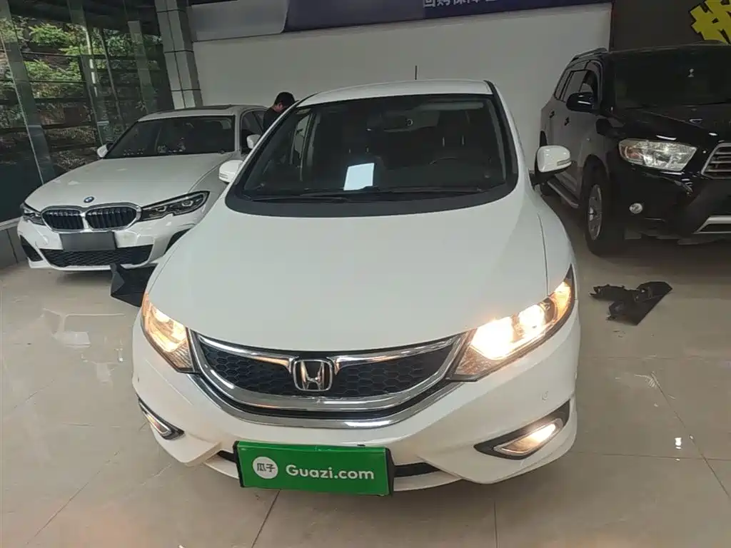 Honda Jade 2015 — фото 3