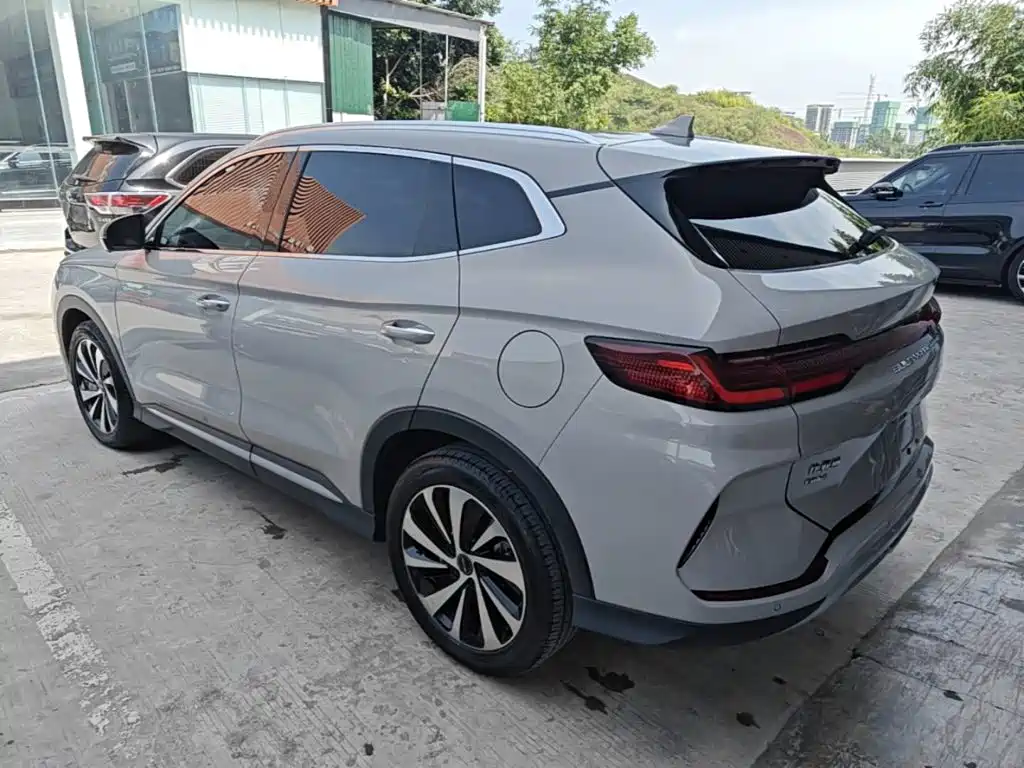 BYD Song PLUS New Energy 2023 — фото 5