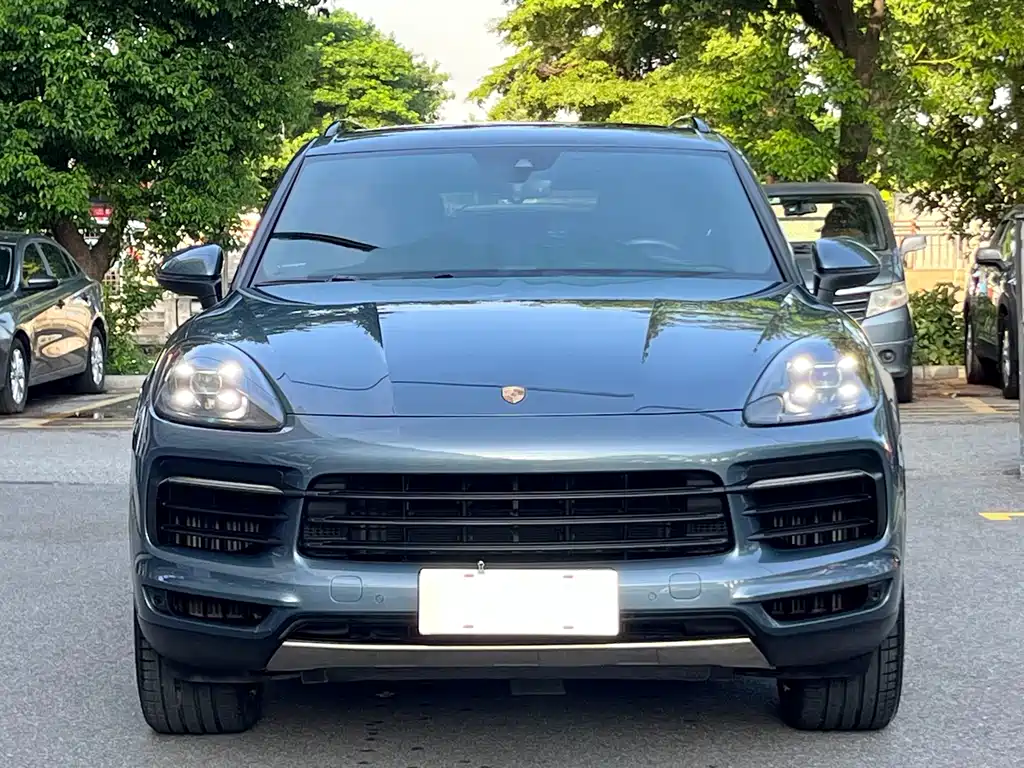 Porsche Cayenne 2018 — фото 2