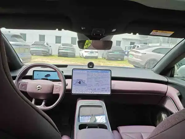 NIO ET5T 2025