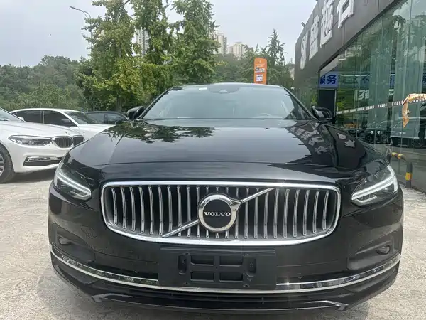 Volvo S90 2021