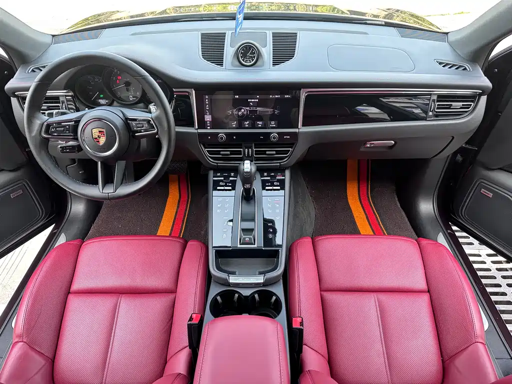 Porsche Macan 2024 — фото 10