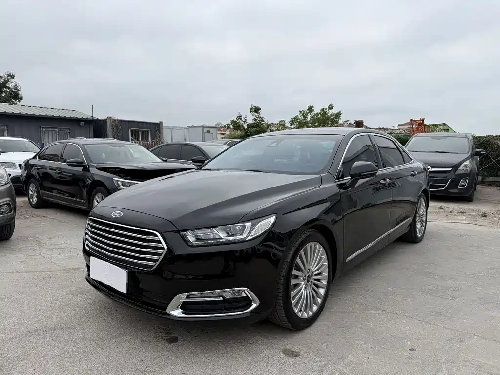 Ford Taurus 2018