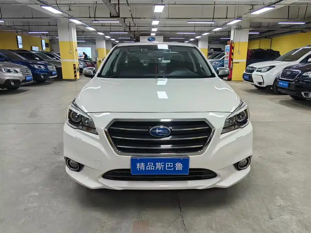 Subaru Legacy 2017 — фото 2