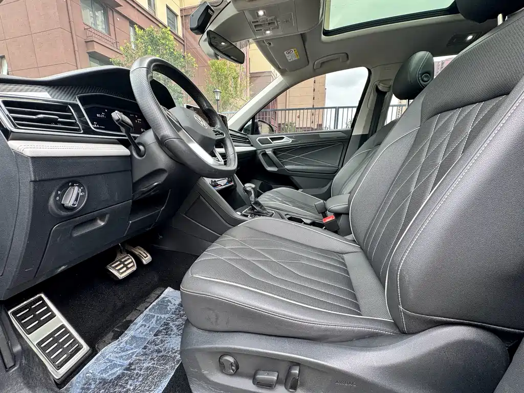 Volkswagen Tiguan L 2023