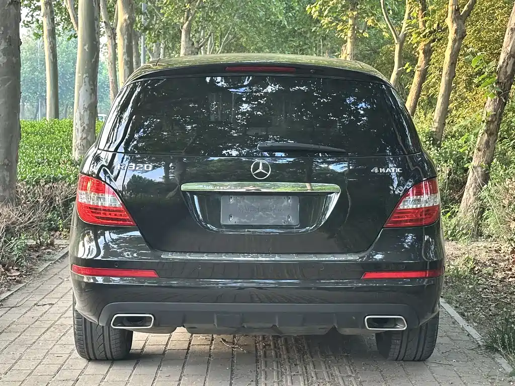 Mercedes-Benz R-Class 2017 — фото 10