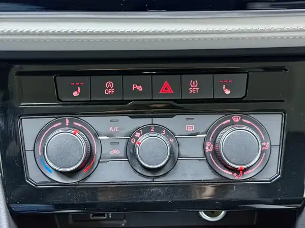 Jetta VS5 2022