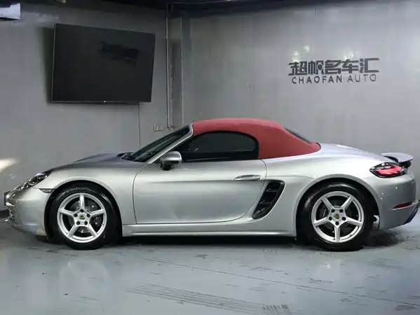 Porsche 718 2024