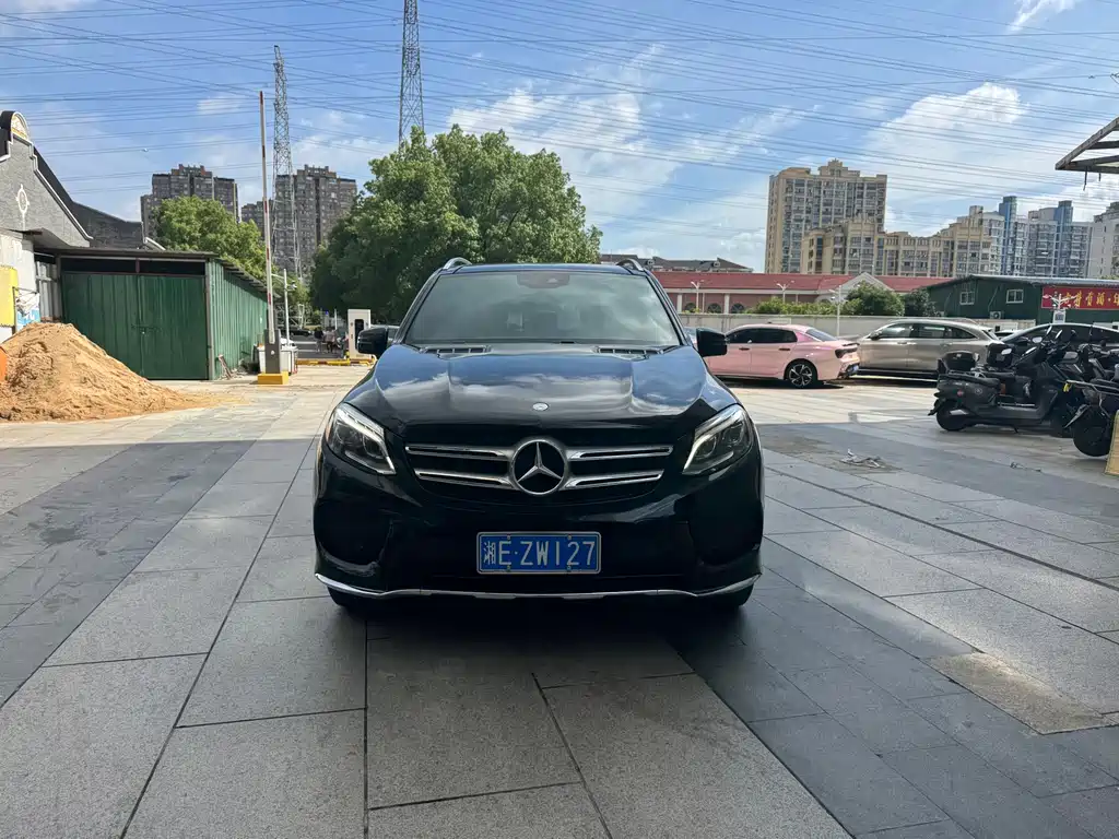 Mercedes-Benz GLE 2016