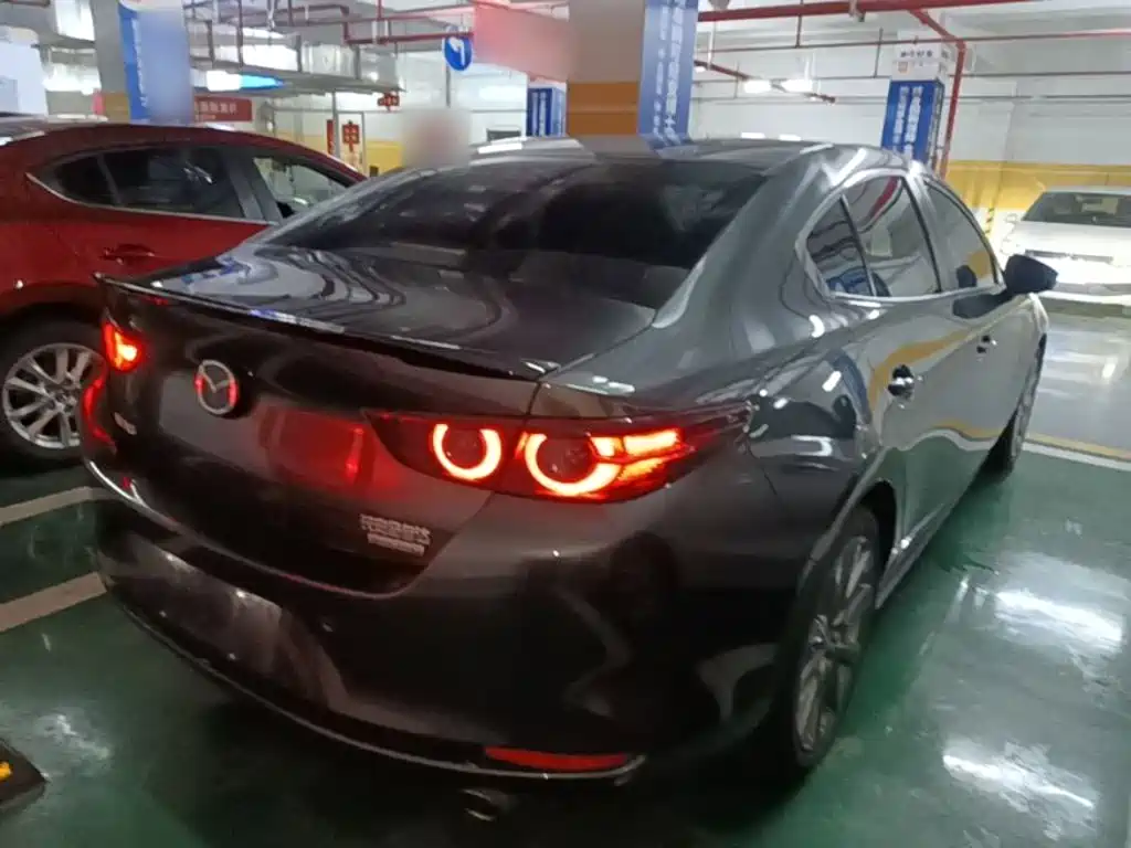 Mazda 3 Axela 2021