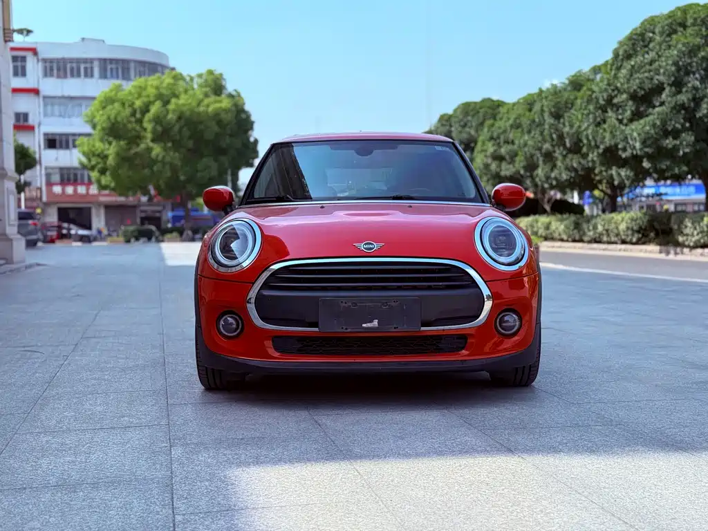 MINI MINI 2020