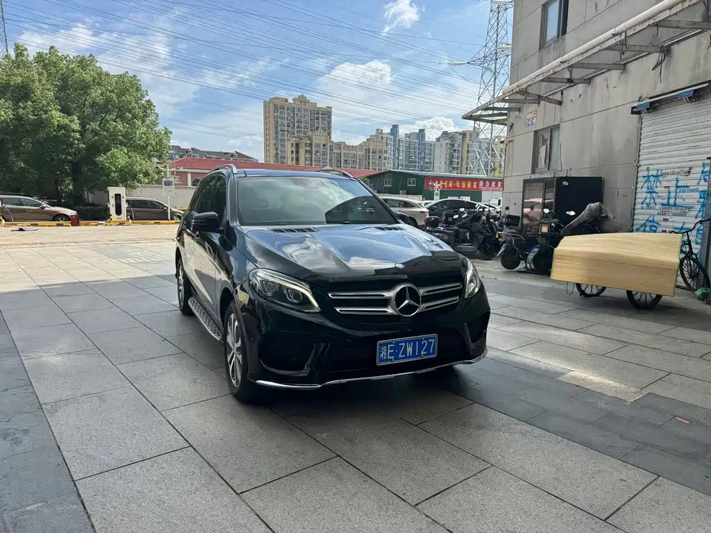 Mercedes-Benz GLE 2016