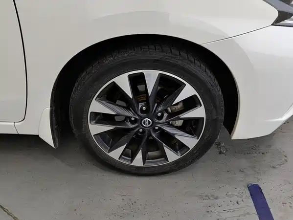Nissan Bluebird 2019