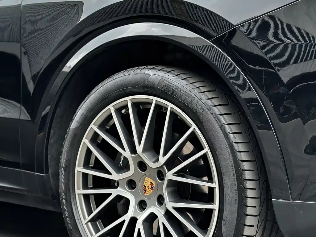 Porsche Cayenne 2022 — фото 14