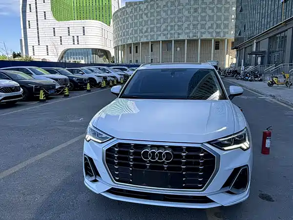 Audi Q3 2022