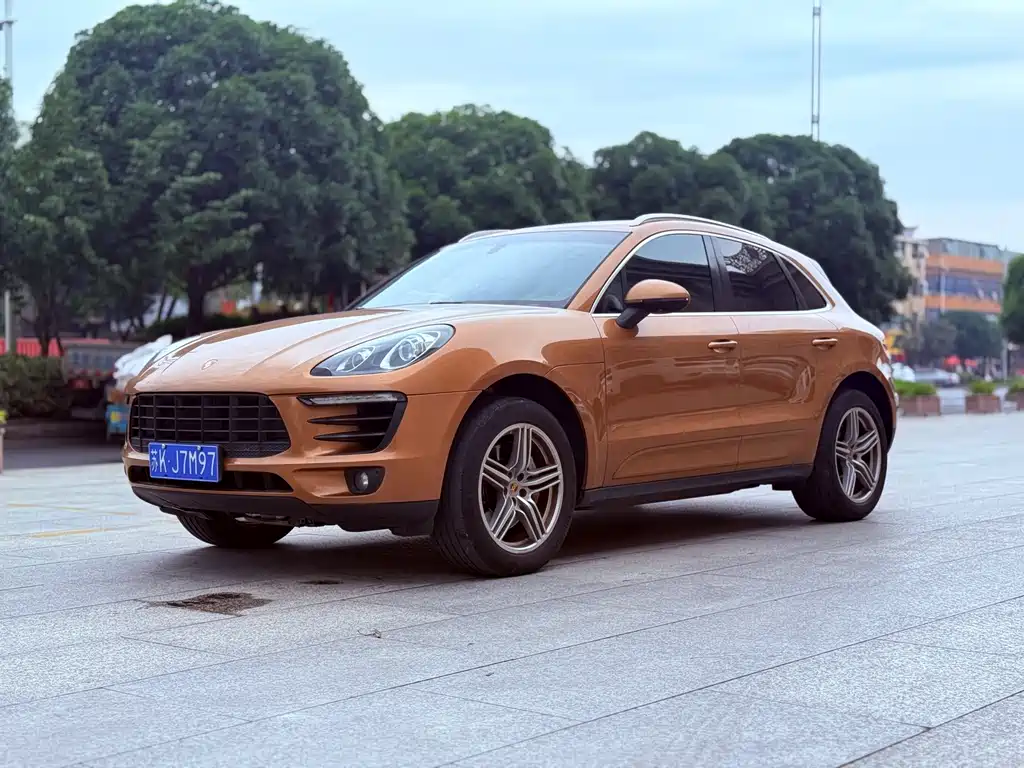 Porsche Macan 2014