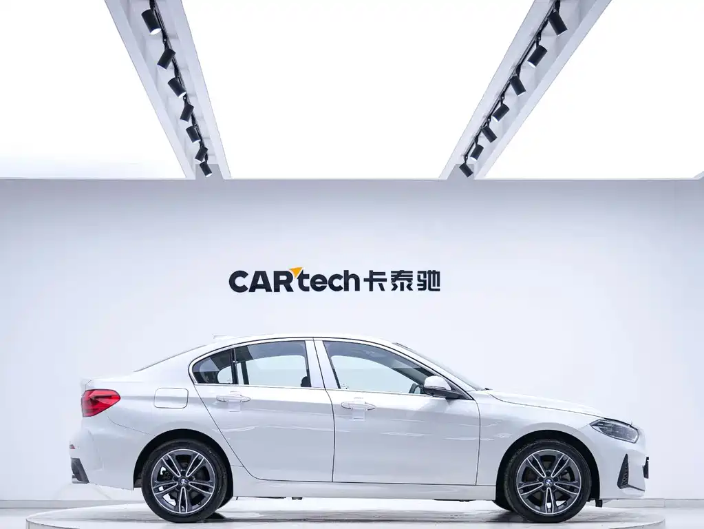 BMW 1 Series 2023