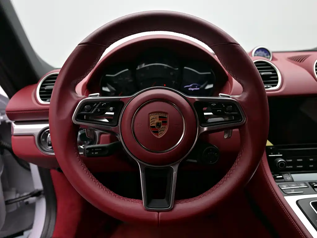 Porsche 718 2025 — фото 12