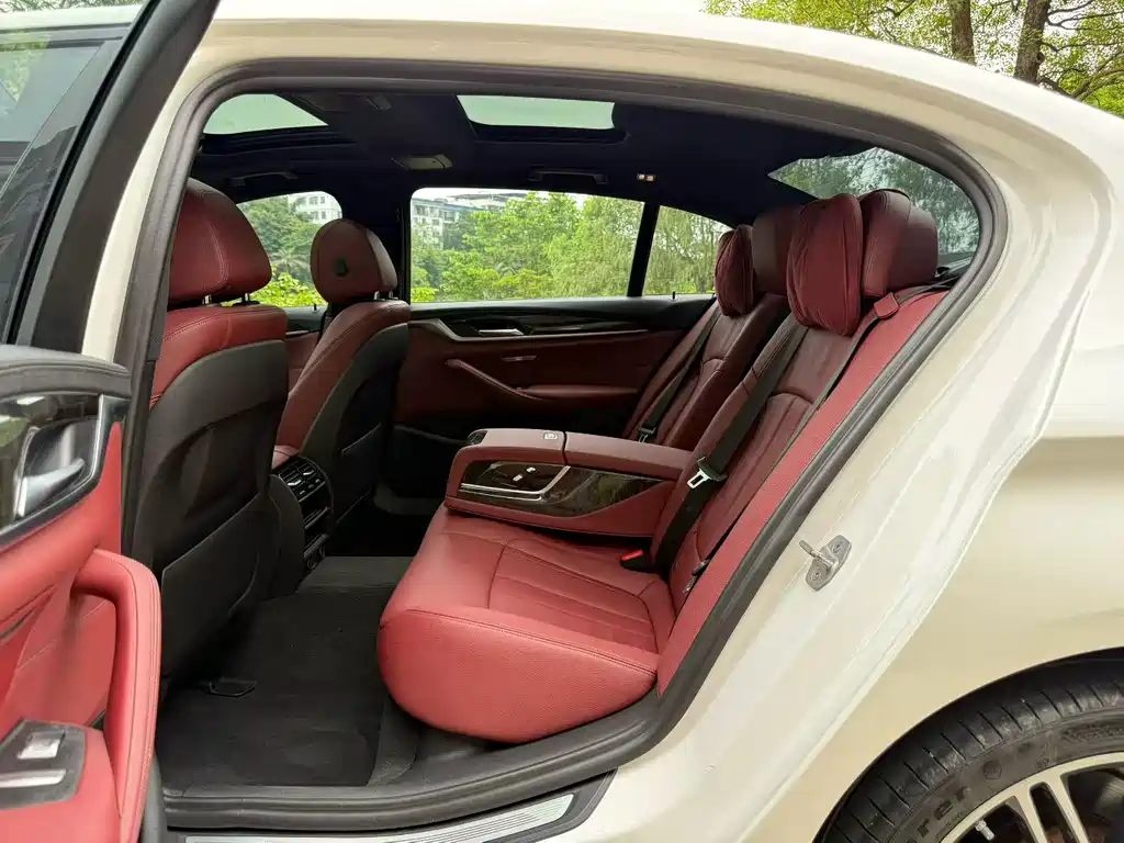BMW 5 Series 2018