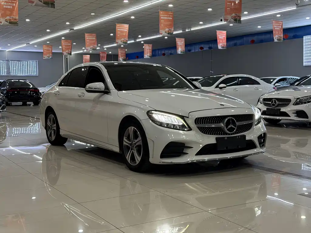Mercedes-Benz C-Class 2020 — фото 3