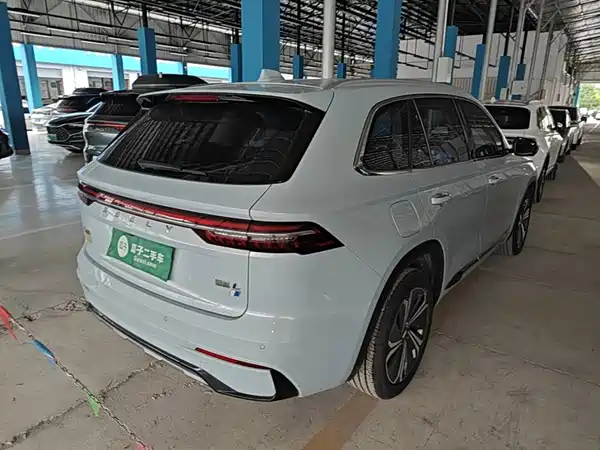 Geely Xingyue L 2022