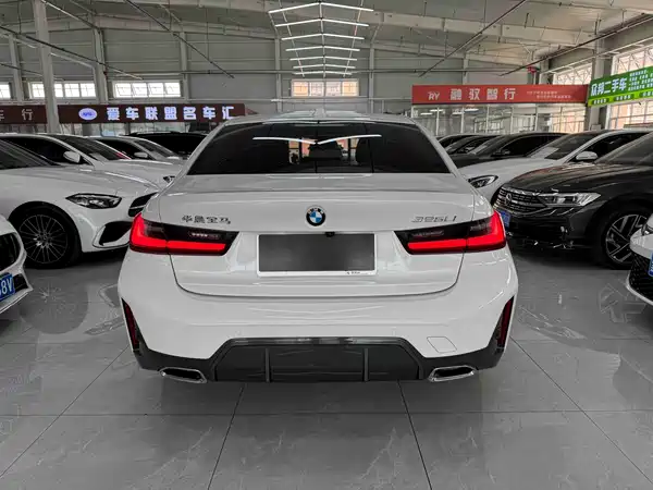 BMW 3 Series 2024