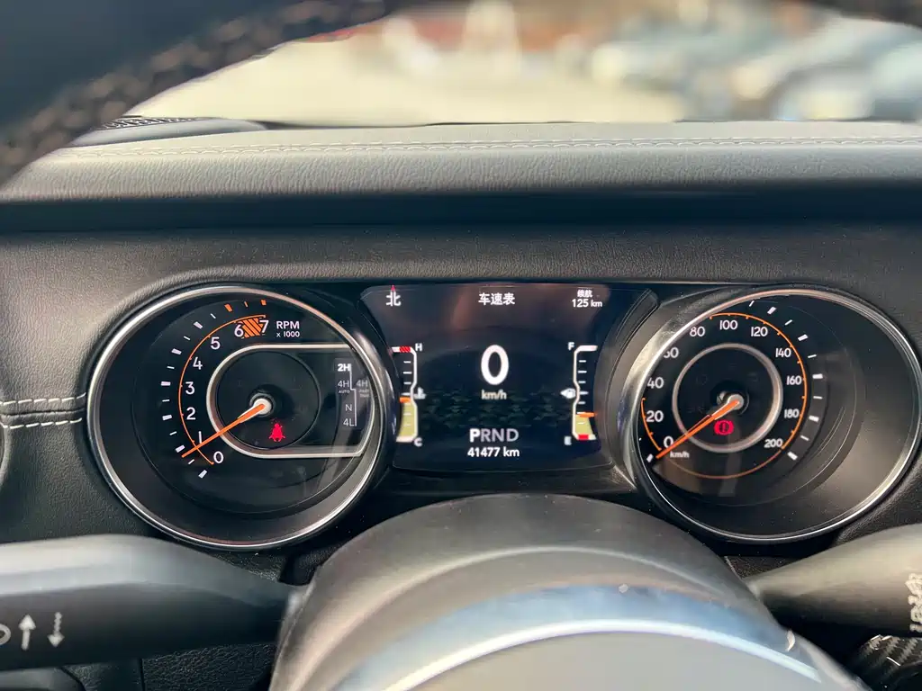 Jeep Wrangler 2020 — фото 17