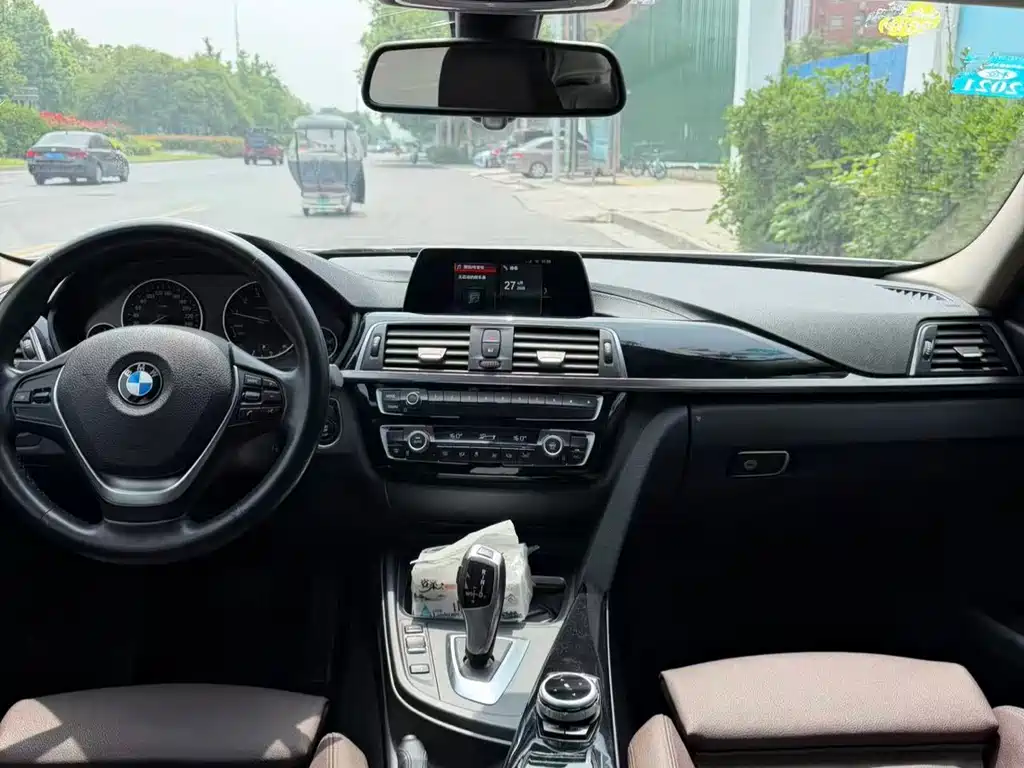 BMW 3 Series 2017