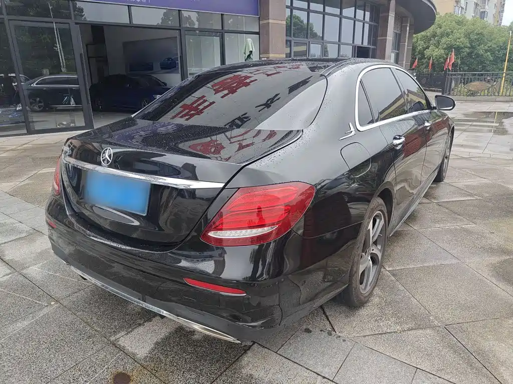 Mercedes-Benz E-Class 2019