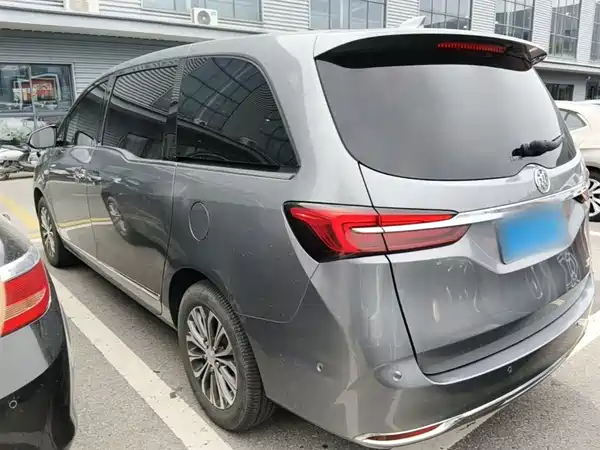 Buick GL8 2020