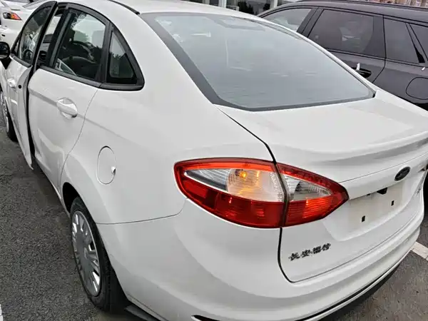 Ford Fiesta 2015