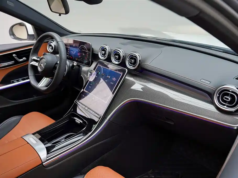 Mercedes-Benz C-Class 2023 — фото 14