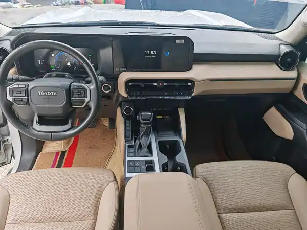 Toyota Prado 2024