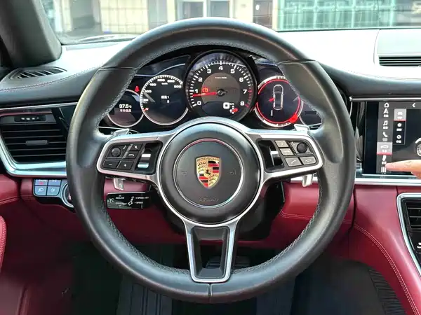 Porsche Panamera 2017