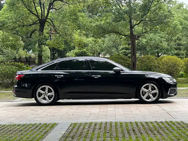 Audi A6L 2020